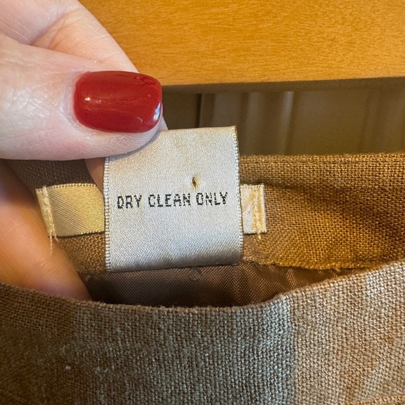 Edward Brown with Tan Embroidery Lined Midi Skirt Sz 10 - Picture 5 of 9